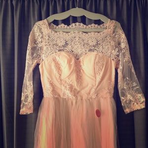 Chi chi London Victoria dress